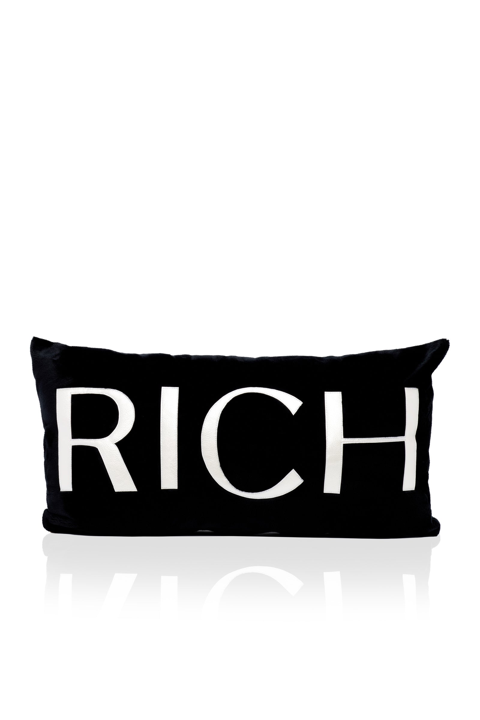 RICH PILLOW
