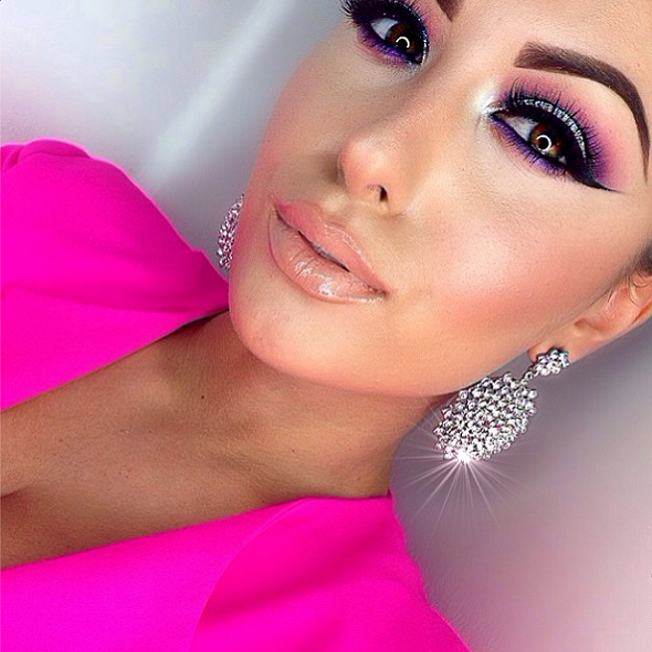 STYLE IT RICH CATCHES UP WITH MAKEUP EXPERT AMREZY
