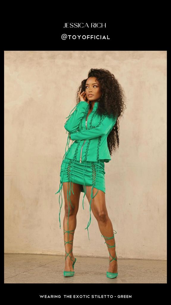LATOYA TONODEO  WEARING THE EXOTIC STILETTO - GREEN